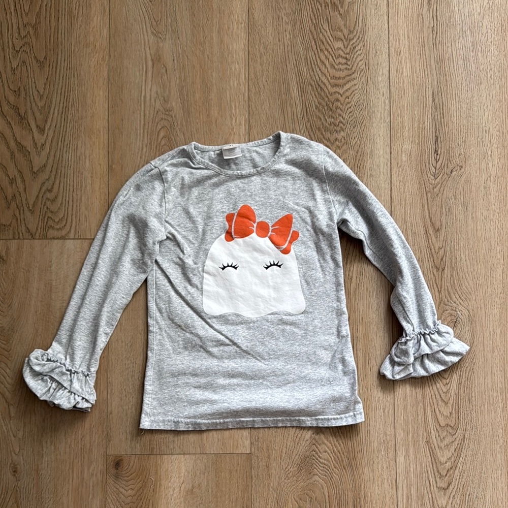 Gray Halloween Girls Shirt with Ruffle Sleeves, size 3xl